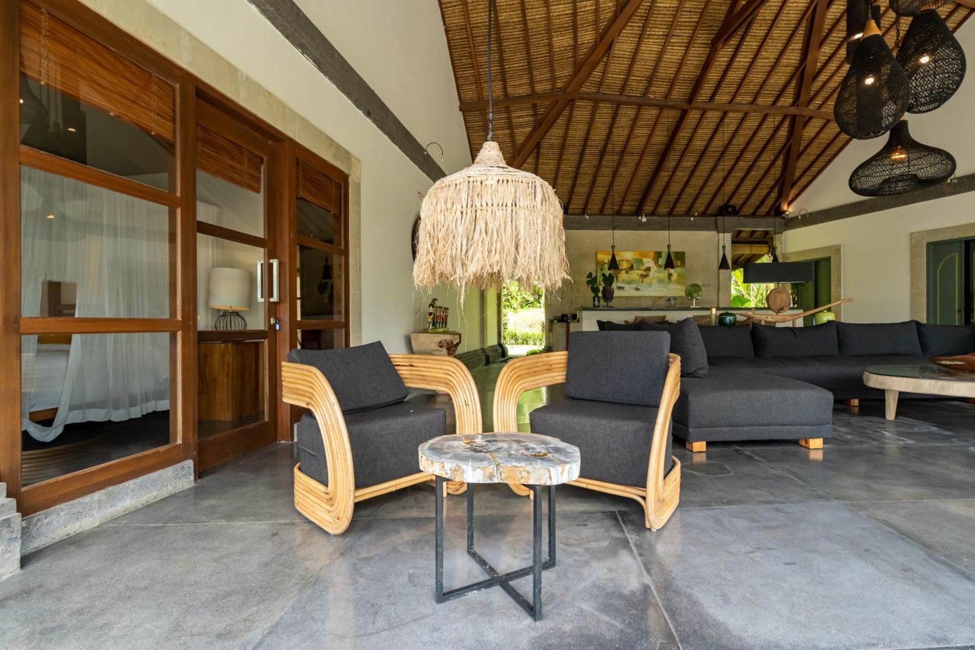 Villa Themma Jungle - Sumptuous 3Br Luxury Villa With Majestic Jungle View North Of Ubud Екстер'єр фото